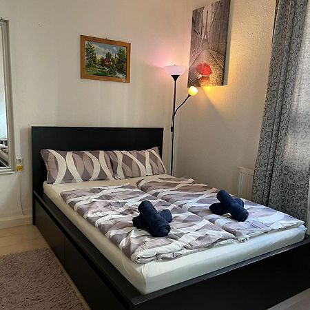 Unterkunft In Stuttgart Ngoại thất bức ảnh