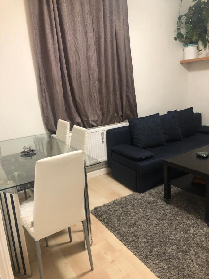Unterkunft In Stuttgart Ngoại thất bức ảnh