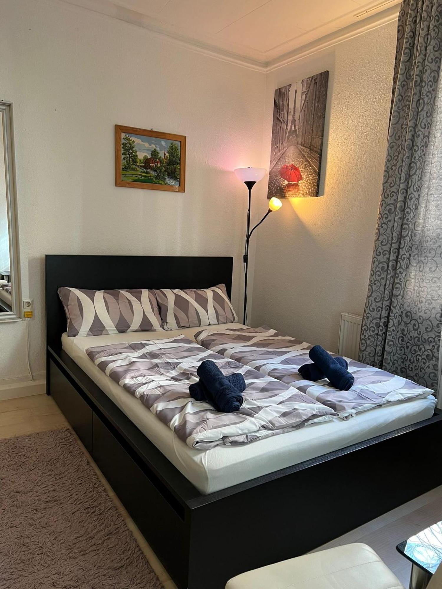 Unterkunft In Stuttgart Ngoại thất bức ảnh