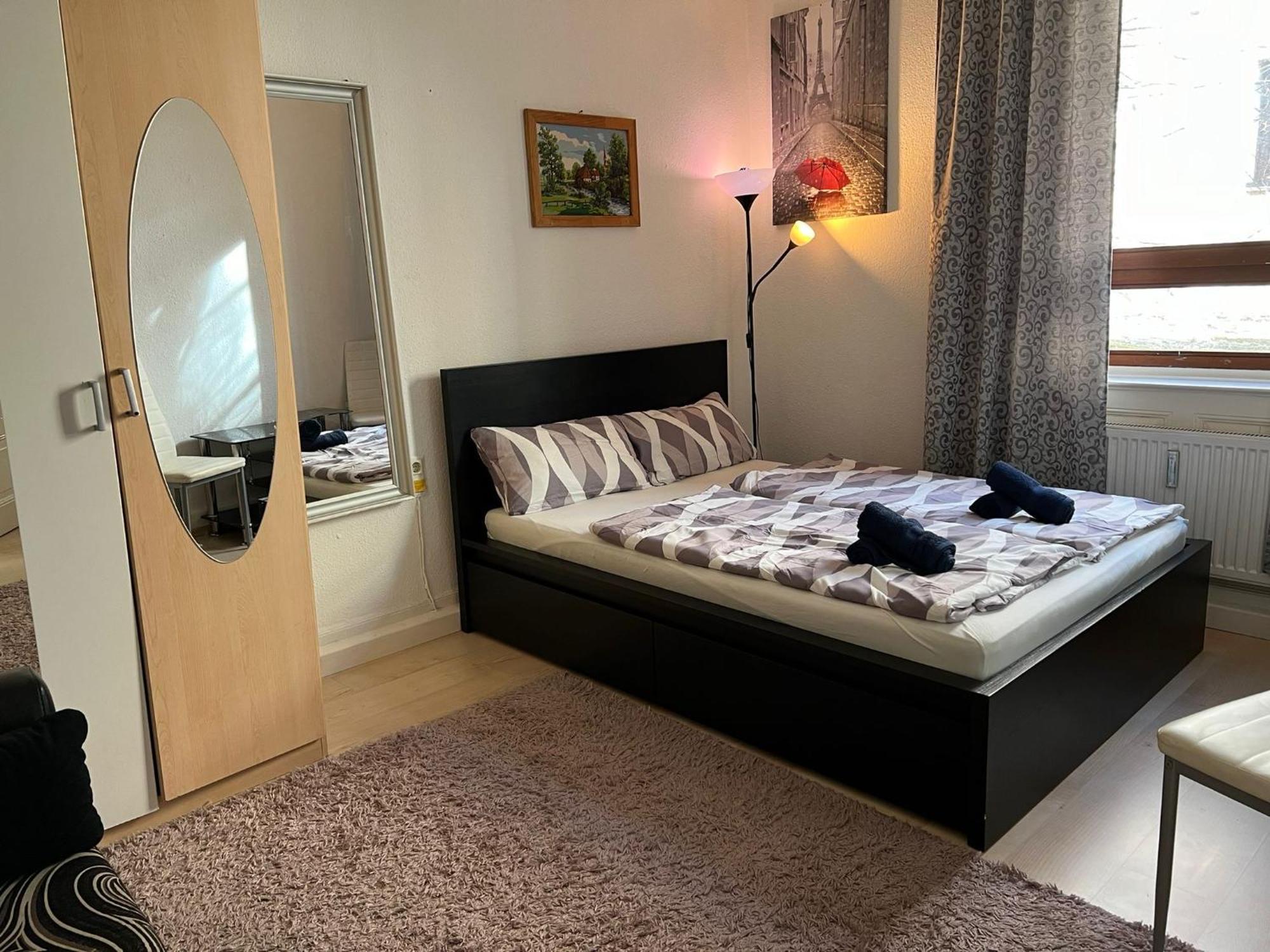 Unterkunft In Stuttgart Ngoại thất bức ảnh